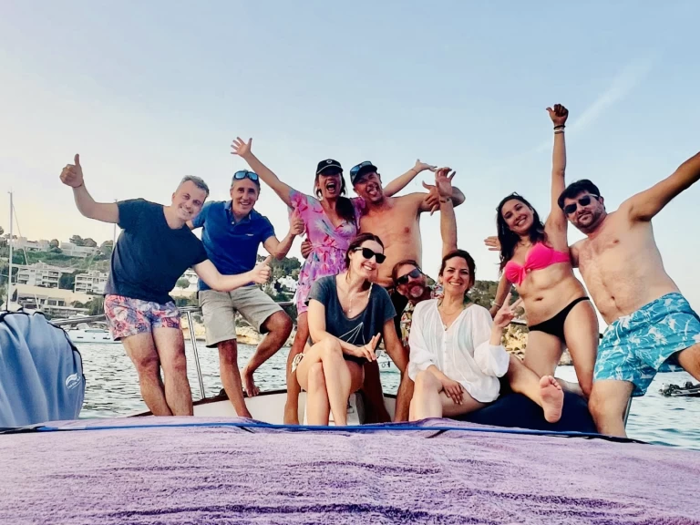 Myabca MYABCA 32 jednotlivci a charterové společnosti v Palma de Mallorca