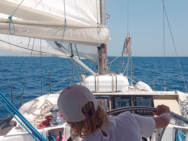 Pronajmout si Kit Marine KM 10.50 v Port-Camargue
