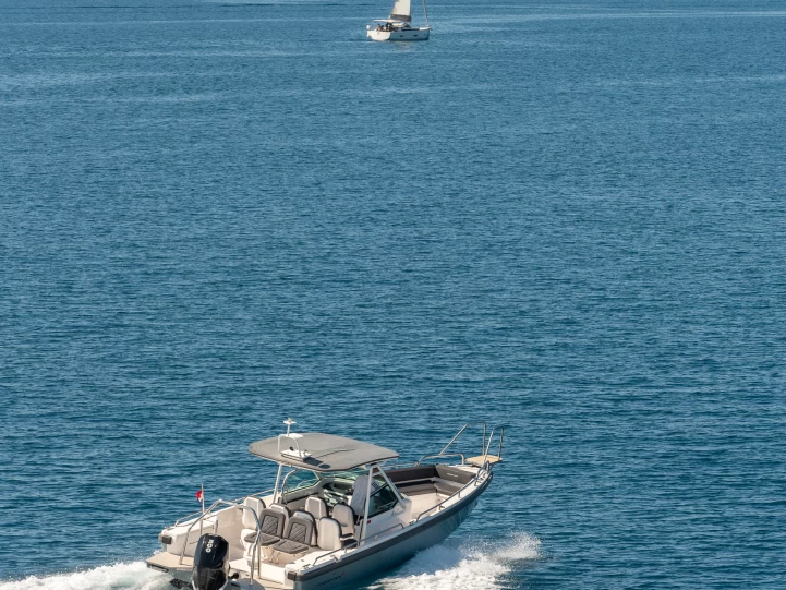 Pronájem jachty v Split -Axopar Axopar 28 T-Top na Samboatu