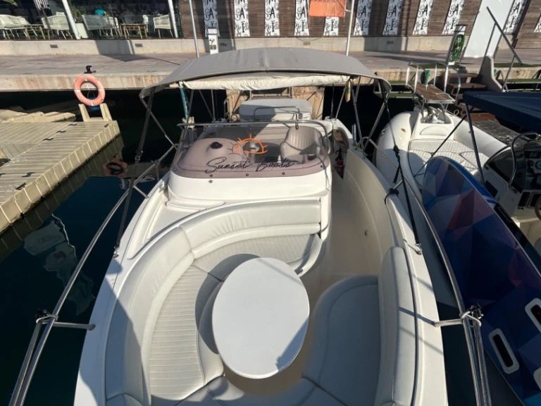 Pronájem lodi Torrevieja lákavé ceny 750 SOL FB