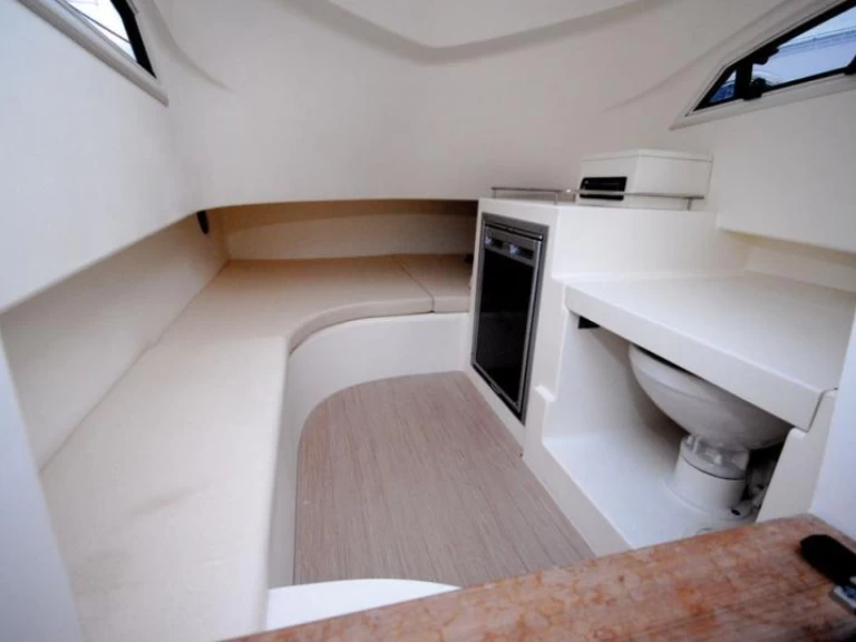 Pronájem Polotuhá loď v Porto-Vecchio -Capelli Tempest 1000 CC