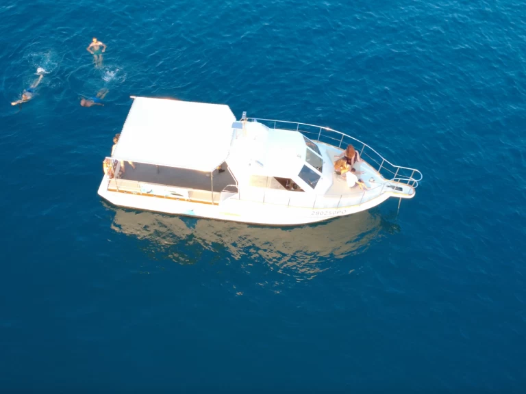 Pronájem jachty v Funtana-Fontane -Siar Moschini Andromeda na Samboatu