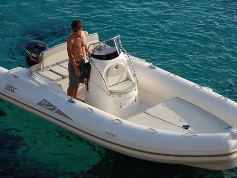 Pronájem Polotuhá loď v Appietto -Bsc 57 Classic