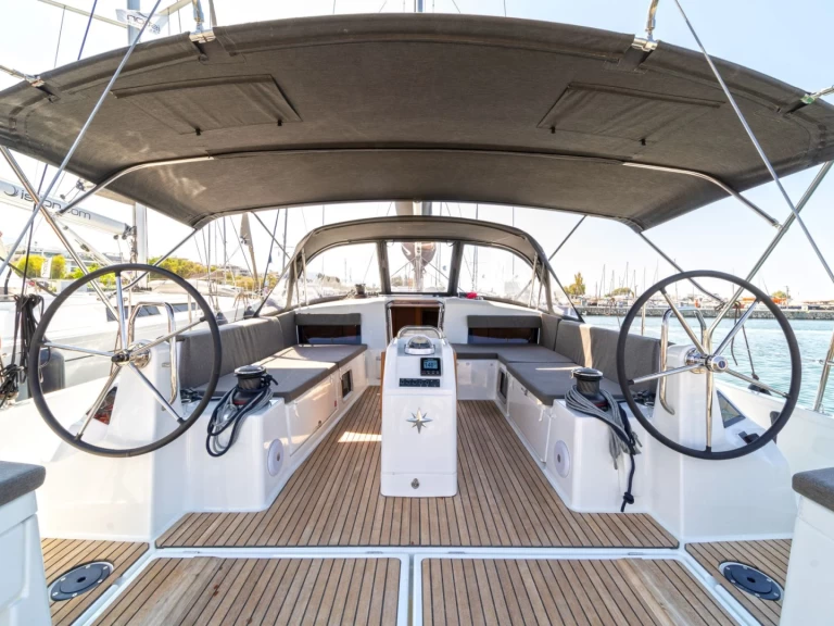 Pronájem lodi Agios Nikolaos lákavé ceny Sun Odyssey 490