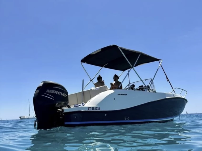 Pronájem lodi Zodiac Medline 650 v Port Fréjus na Samboatu