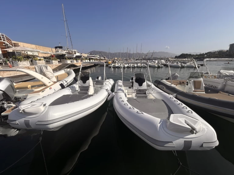 Pronájem lodi Altamarea Wave 20 v Palermo na Samboatu