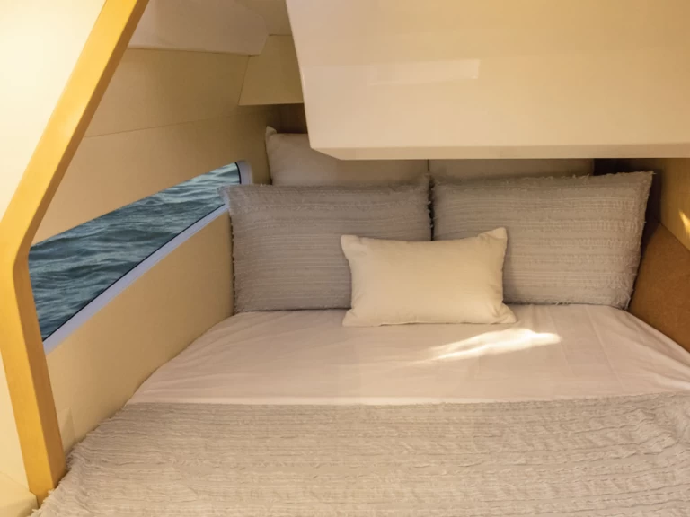 Pronajmout Motorová loď se skipperem či ne Aquila v Saint Raphael