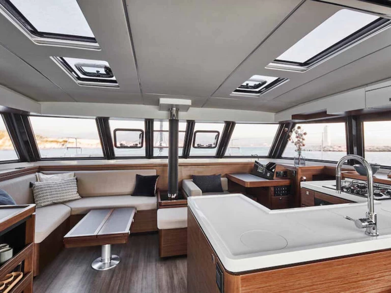 Katamarán k pronájmu v Le Marin za nejlepší cenu