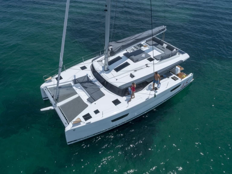 Pronájem Katamarán Fountaine Pajot s licencí