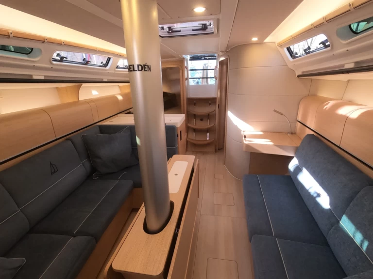 Pronajmout Plachetnice se skipperem či ne Dehler v Punat