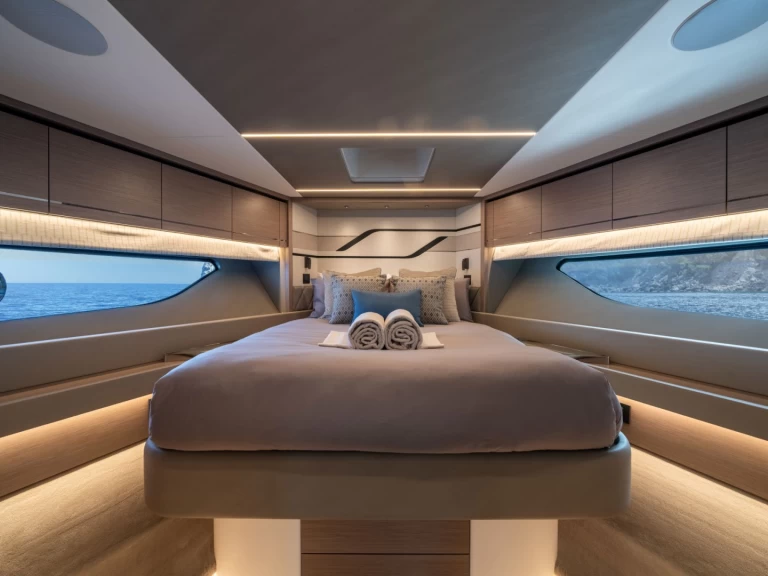 Jachta k pronájmu v Alimos za nejlepší cenu