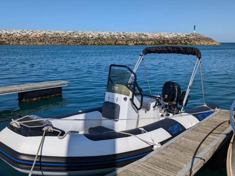 Pronájem lodi Saint-Quay-Portrieux lákavé ceny TR54