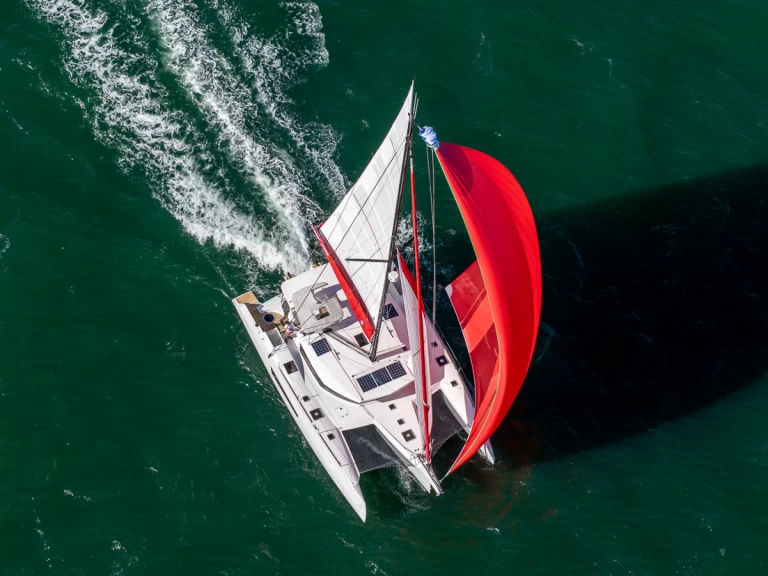 Pronajmout Katamarán se skipperem či ne Neel v Trapani
