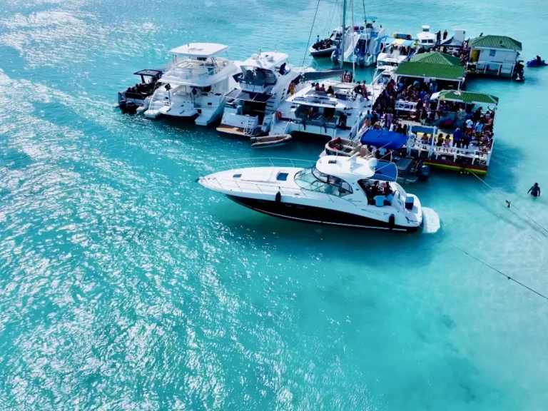 Pronájem lodi Turks Islands lákavé ceny SUNDANCER 420