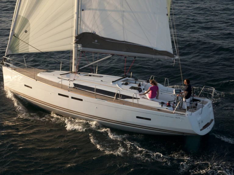 Pronájem lodi Fethiye lákavé ceny Sun Odyssey 409