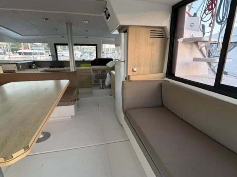 Pronájem Katamarán Catana s licencí