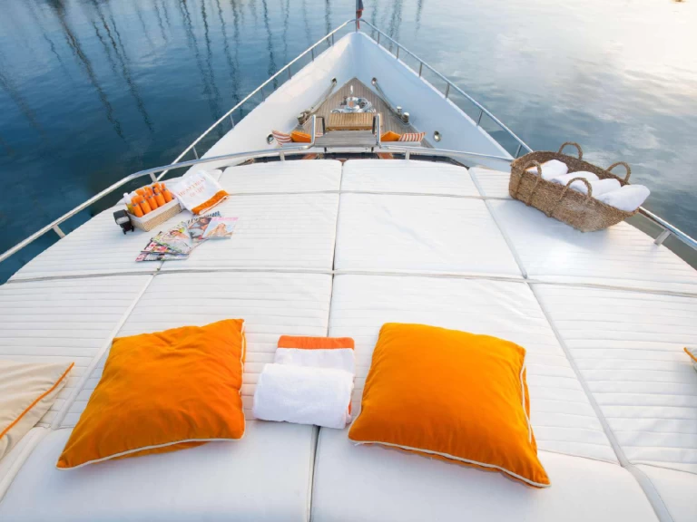 Pronájem Jachta v Barcelona -Heesen 92,6