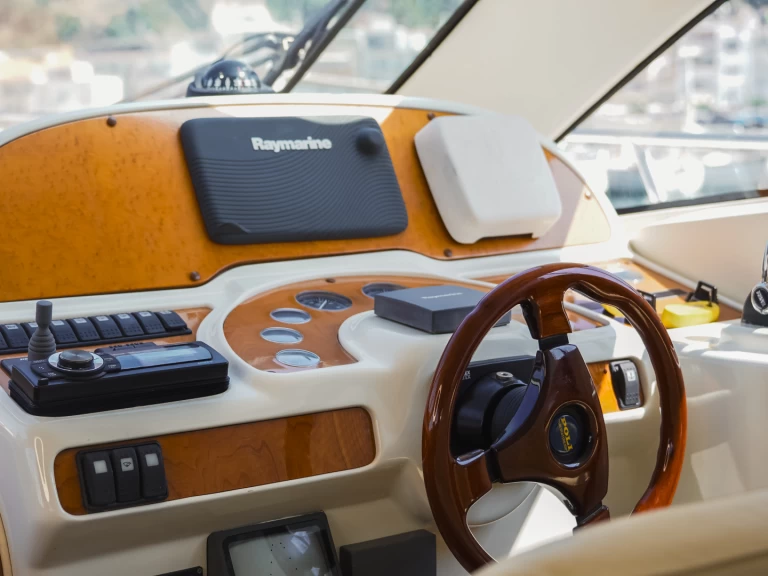 Pronajmout si Doqueve Majestic v l'Estartit