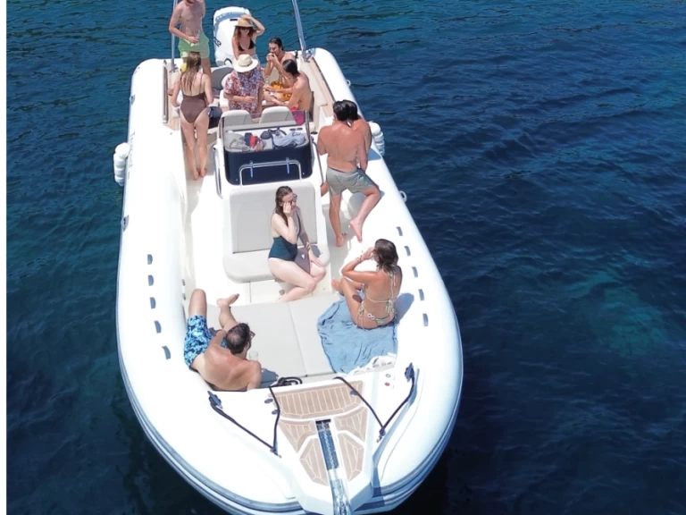 Pronajmout si Capelli Tempest 900 Open v Hyeres