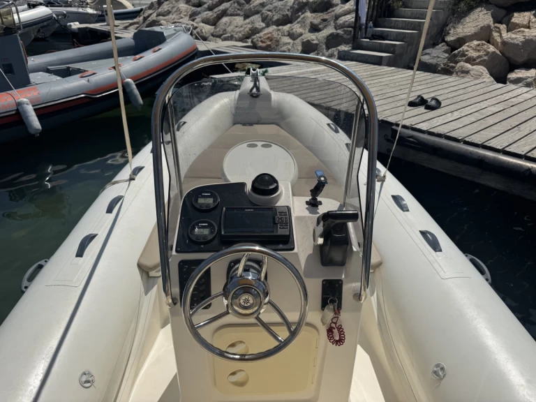 Pronájem jachty v La Madrague -Capelli Tempest 600 na Samboatu