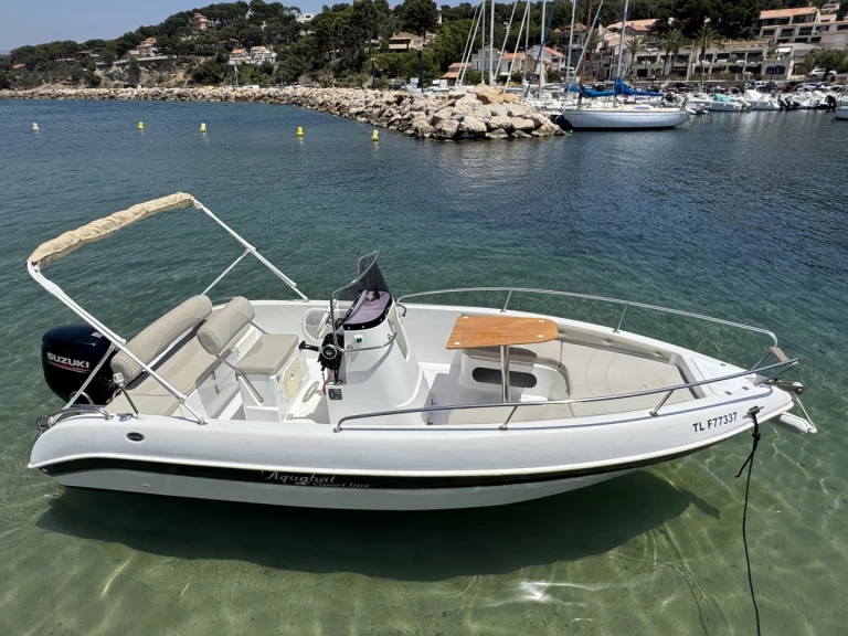 Pronájem lodi Aquaboat 550 v La Madrague na Samboatu