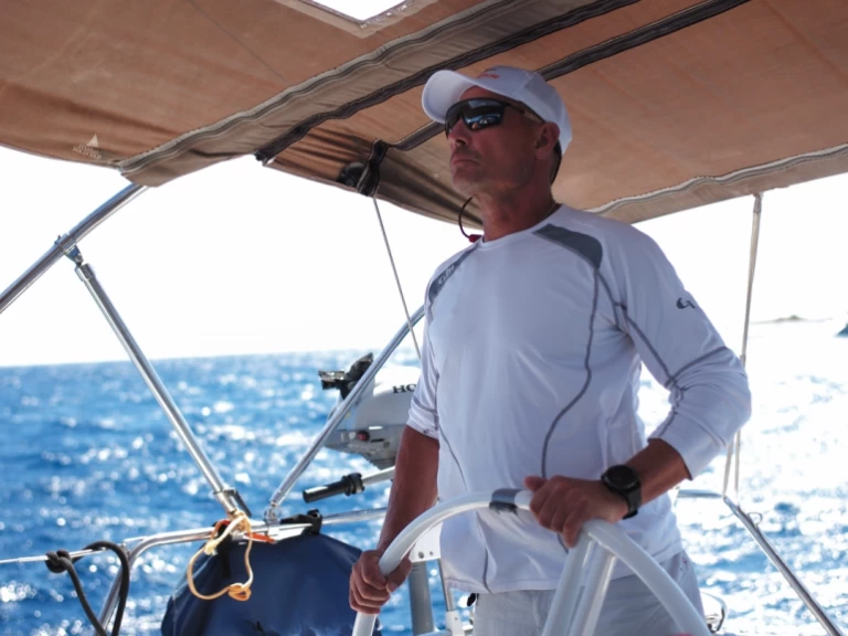 Pronájem lodi Elan Impression 45 v Le Lavandou na Samboatu