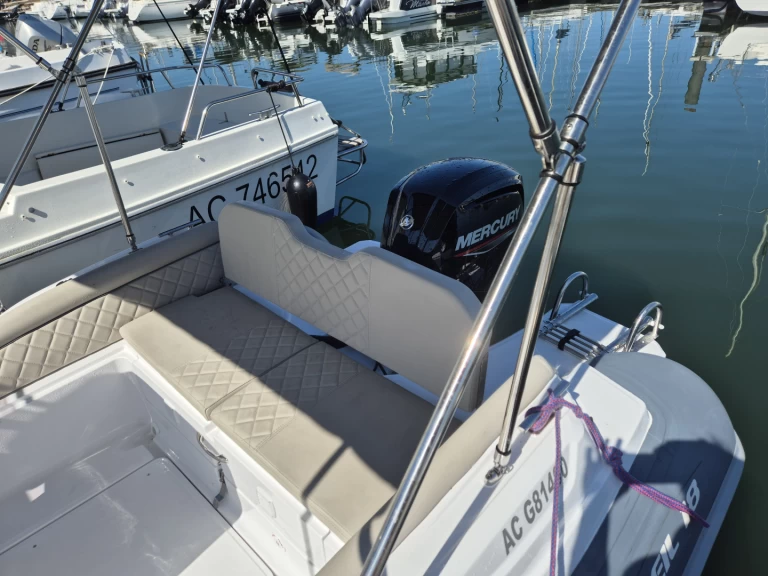 Pronájem lodi Arcachon lákavé ceny Salpa Soleil 18