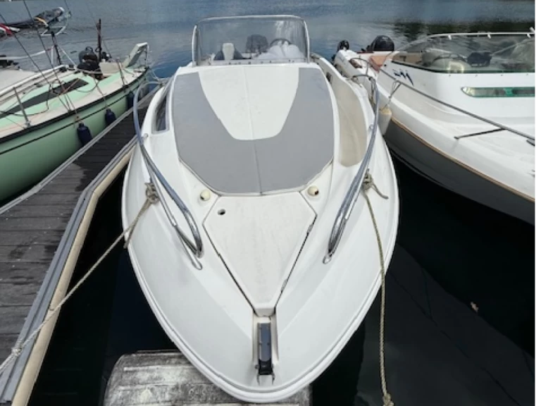 Pronajmout Motorová loď se skipperem či ne Quicksilver v Bénodet
