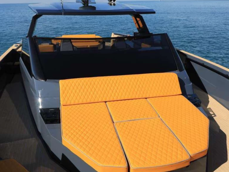 Pronájem jachty v Cannes -OKEAN 55 na Samboatu