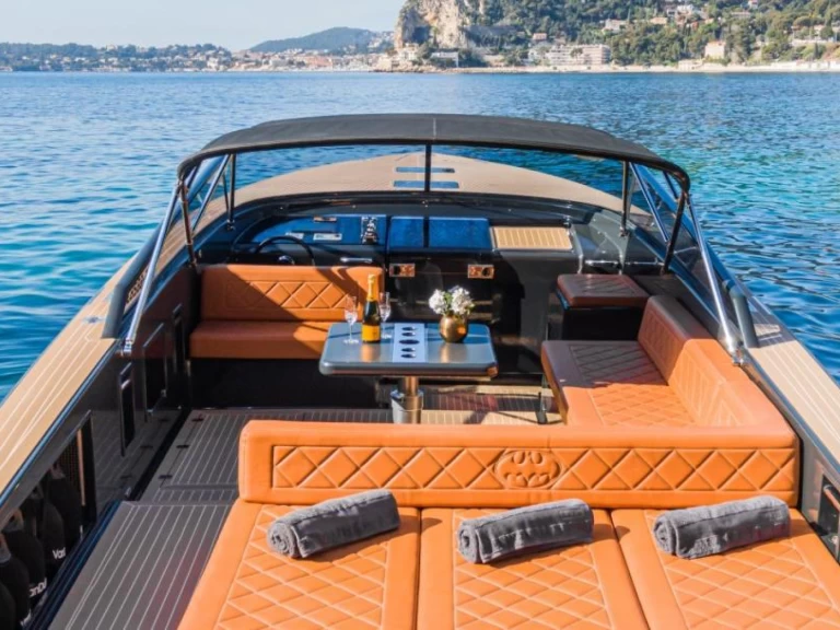 Pronájem Motorová loď v Saint-Jean-Cap-Ferrat -VanDutch VanDutch 40