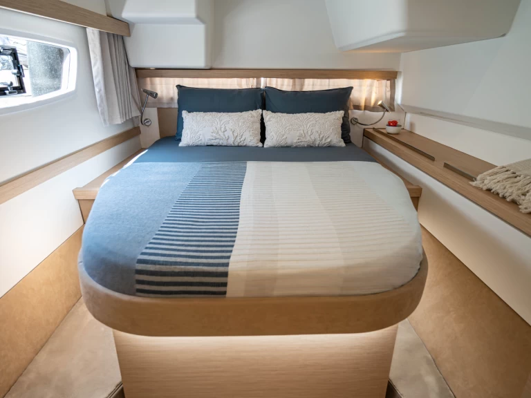 Pronajmout Katamarán se skipperem či ne Fountaine Pajot v Villeneuve-Loubet