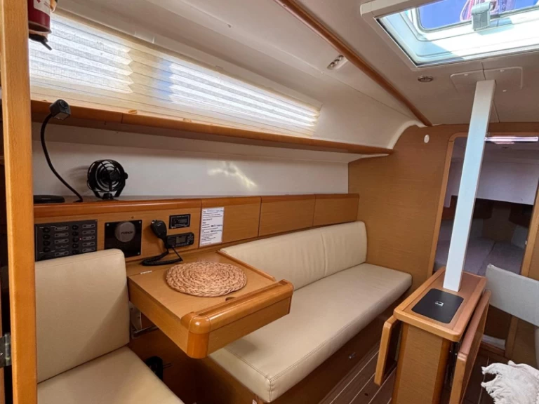 Pronájem Plachetnice v Gouvia -Jeanneau Sun Odyssey 33i