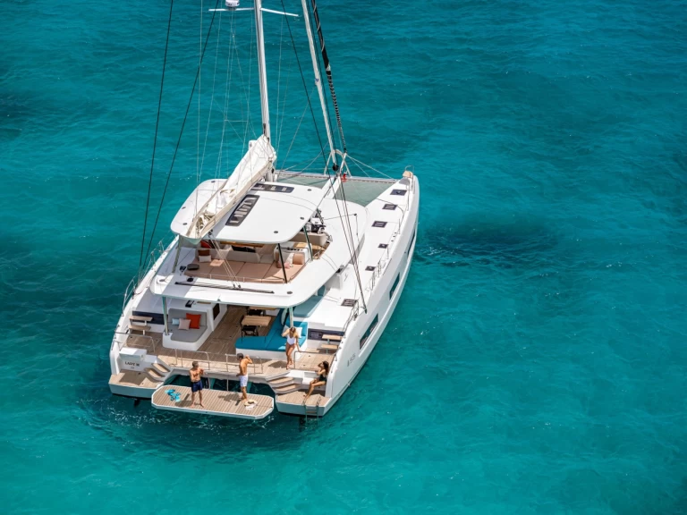 Pronájem lodi Fountaine Pajot Fountaine Pajot FP 44 Quatuor - 4 cab. v Parham Town na Samboatu
