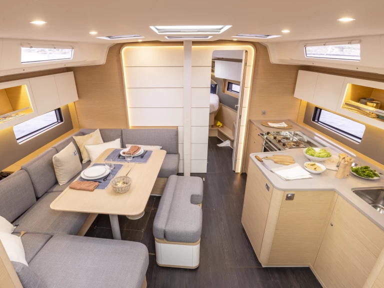 Pronajmout si Dufour Dufour 41 v Paleros