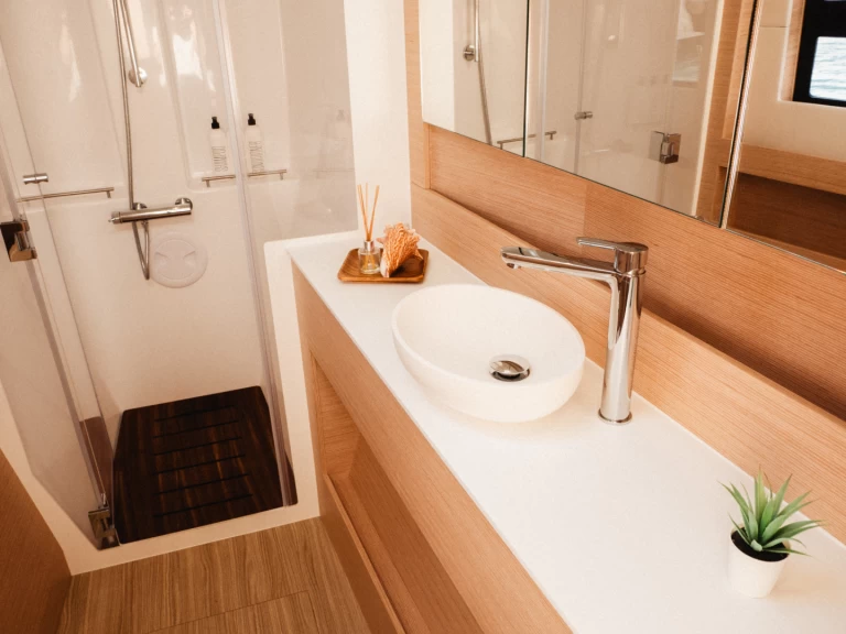 Pronájem lodi Nautitech Nautitech 40 Open  v Parham Town na Samboatu