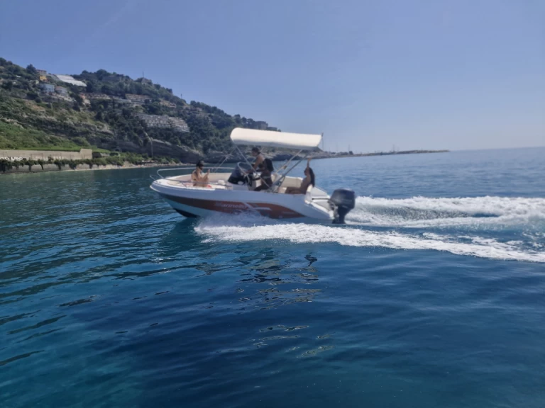 Pronájem lodi Ventimiglia lákavé ceny Fisherman 17