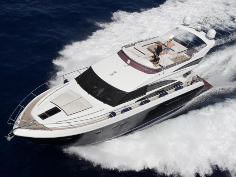 Pronajmout Jachta se skipperem či ne Princess v Beaulieu-sur-Mer