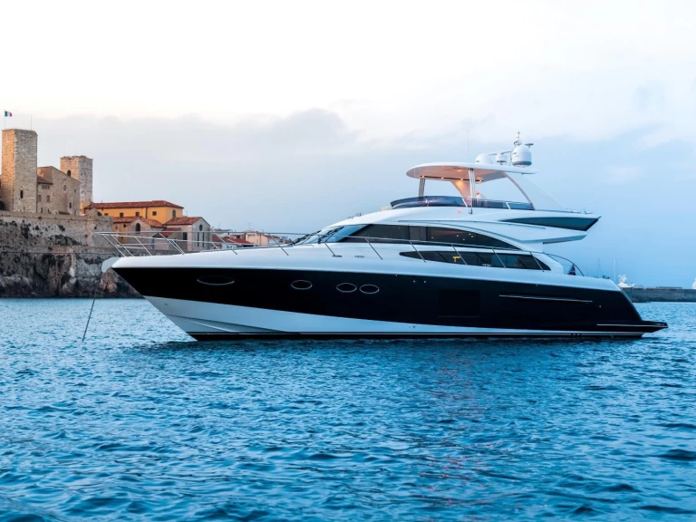 Pronájem jachty v Beaulieu-sur-Mer -Princess Princess 64 Fly na Samboatu