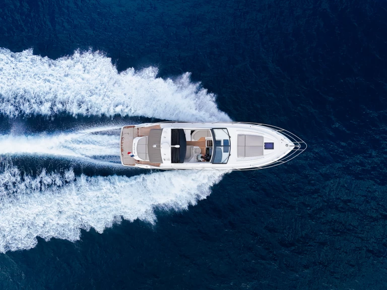 Princess Princess V50 jednotlivci a charterové společnosti v Golfe-Juan