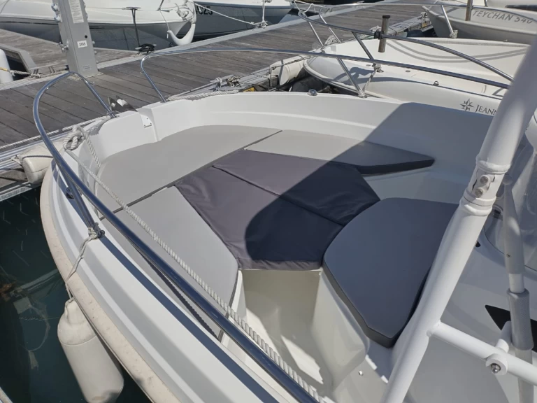 Pronájem Motorová loď v Saint-Quay-Portrieux -Jeanneau Cap Camarat 5.5 CC Serie 2