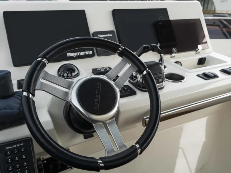 Pronájem lodi Prestige Prestige 520 Fly v Hạ Long na Samboatu