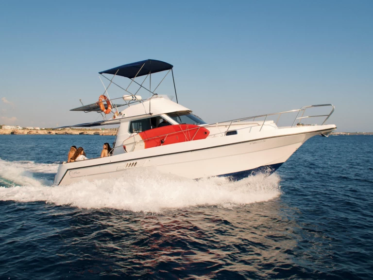 Pronájem lodi ASTINOR 1000 v Port de Ciudadella na Samboatu