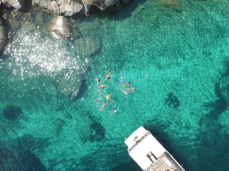 GM italy Ares jednotlivci a charterové společnosti v Porto di Alghero