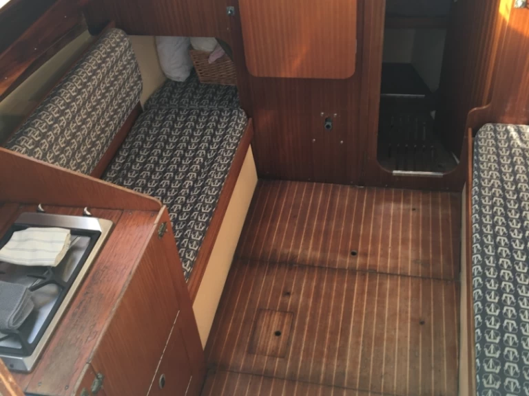 Pronajmout si Dufour Dufour 2800 v Porquerolles