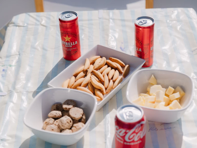 Pronájem lodi ASTINOR 1000 v Port de Ciudadella na Samboatu