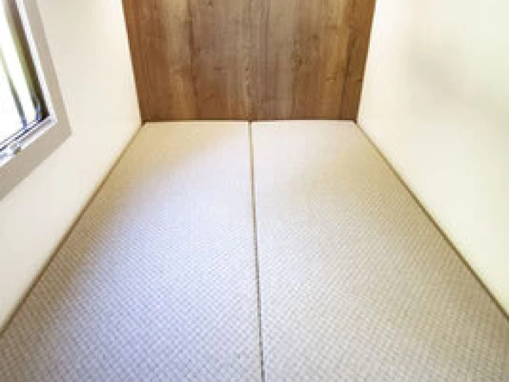 Říční loď k pronájmu v Zehdenick za nejlepší cenu