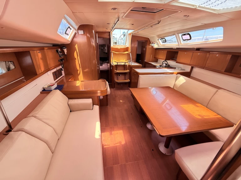 Pronájem lodi Bénéteau Oceanis 46 v Sukošan na Samboatu