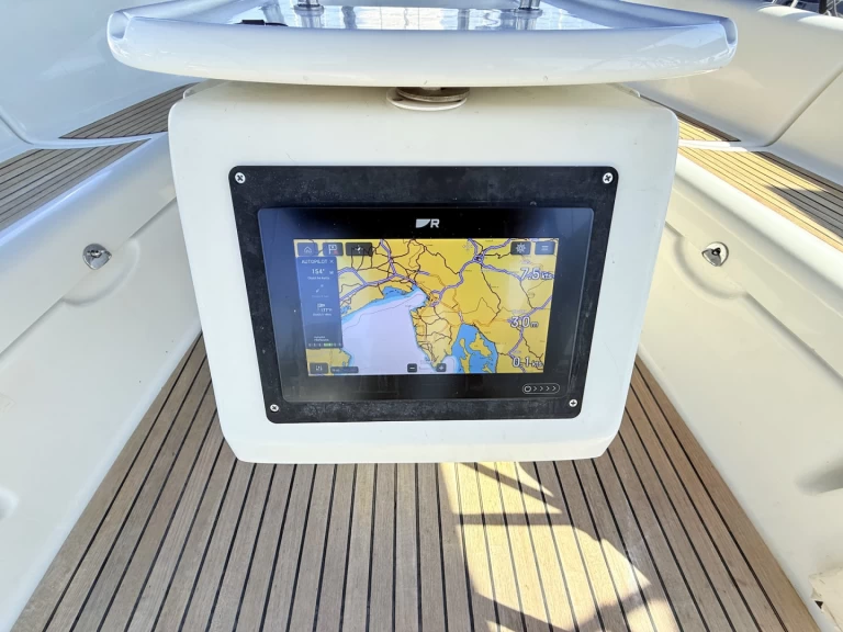 Pronájem Plachetnice v Sukošan -Bénéteau Oceanis 43