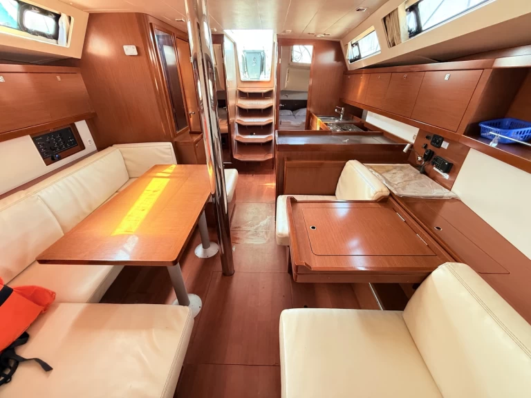 Pronájem Plachetnice v Sukošan -Bénéteau Oceanis 41