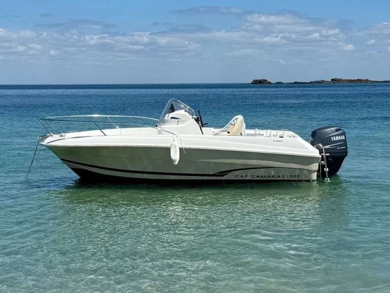 Pronajmout si Jeanneau Cap Camarat 555 v Saint-Gilles-Croix-de-Vie